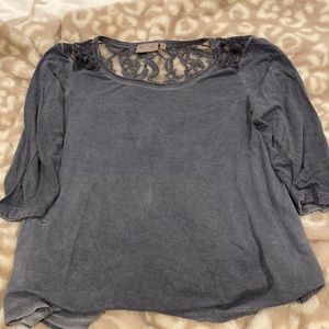 Lacy 3/4 sleeve top. Size M